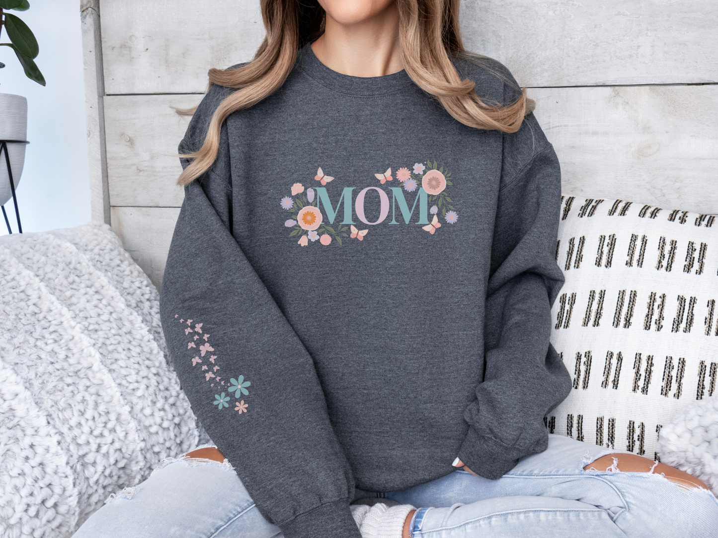 Floral Mom Sweatshirt – Elegant and Beautiful Design for Moms